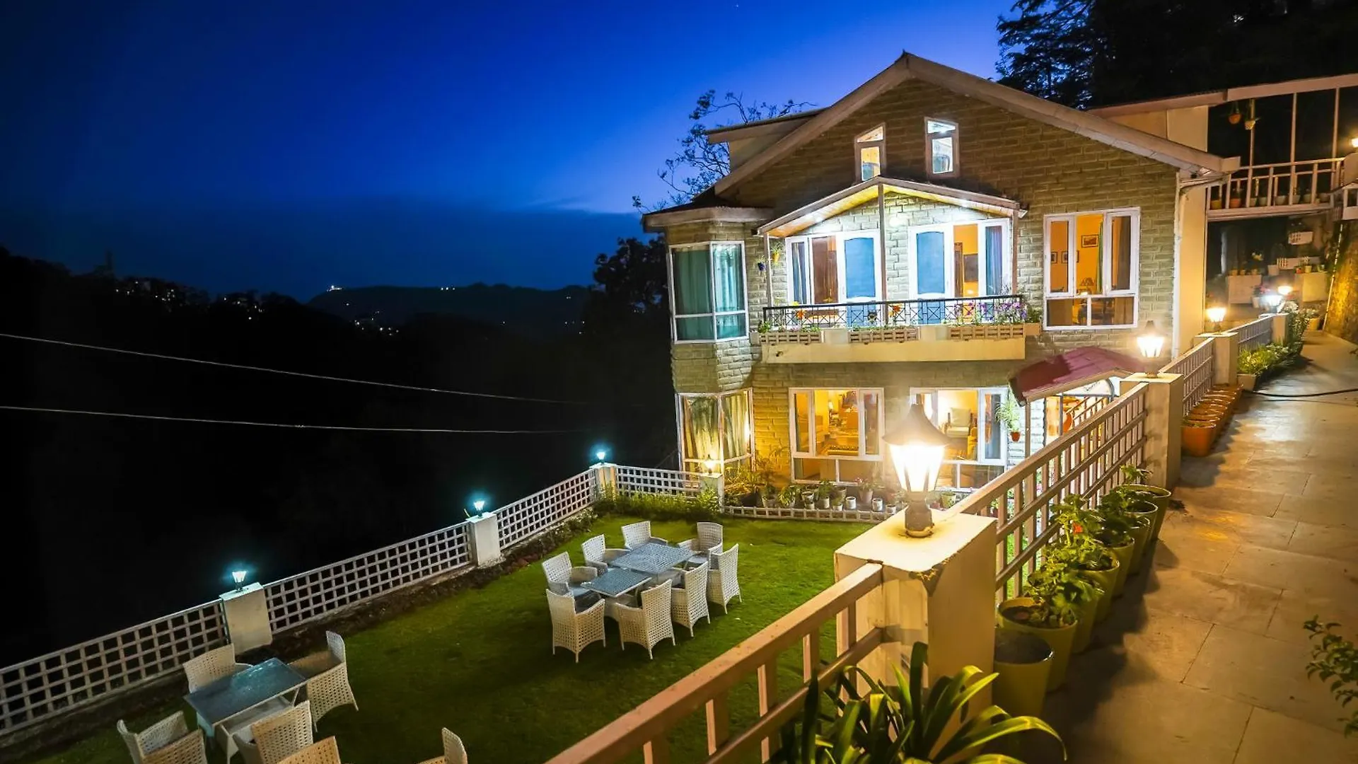 Whispering Pines Villa Shimla India